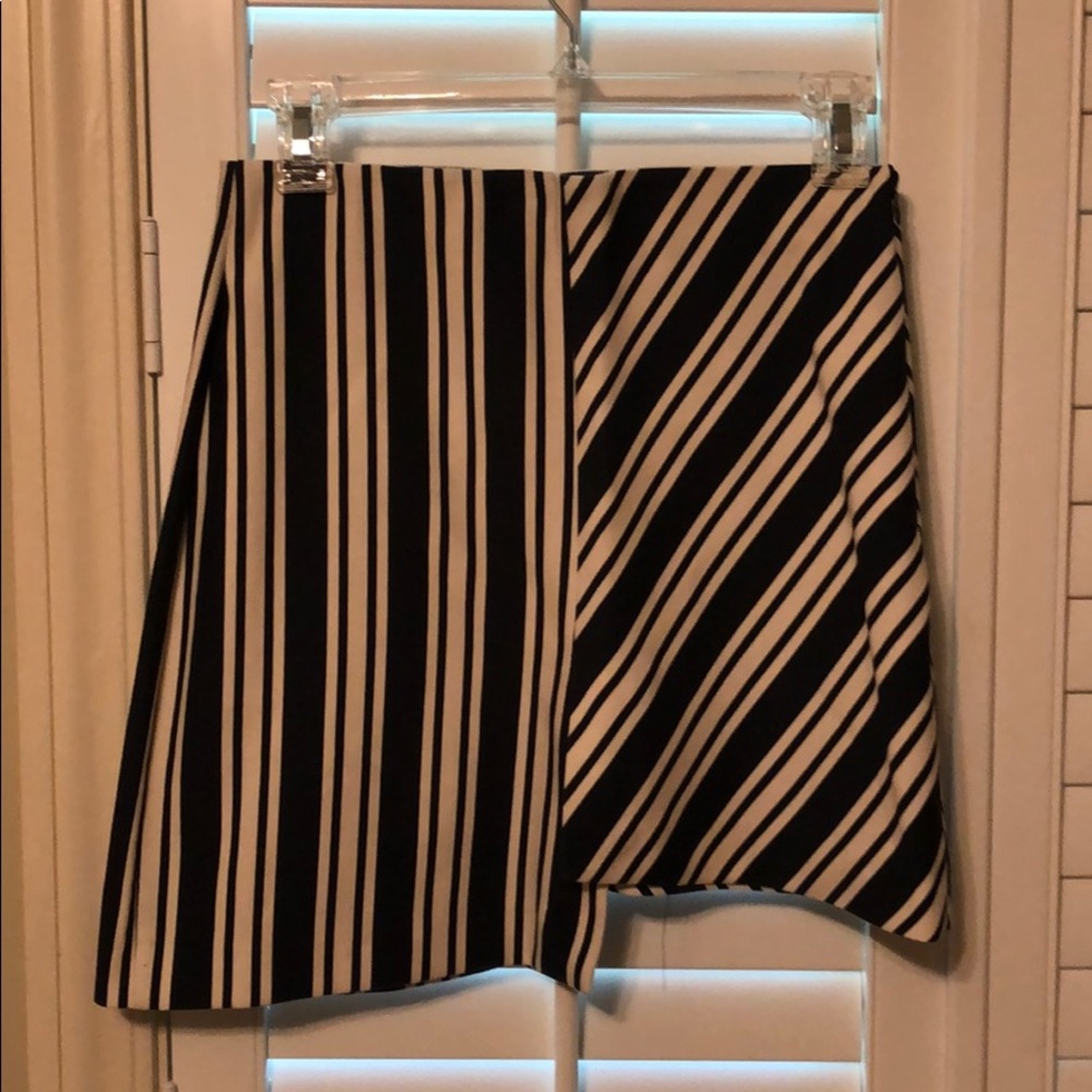 Zara mini stripped skirt